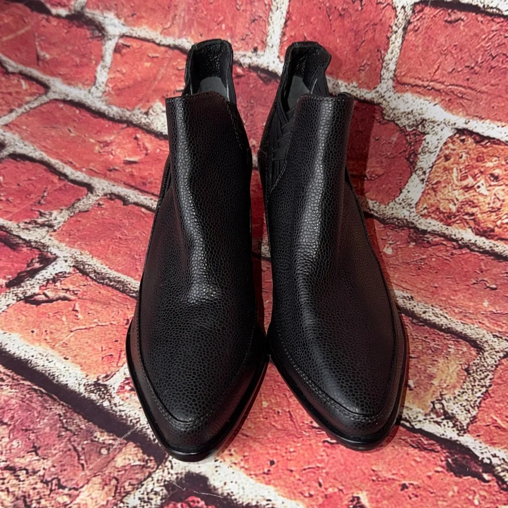 Kelsi Dagger Brooklyn Black Leather Ankle Booties Size 6.5